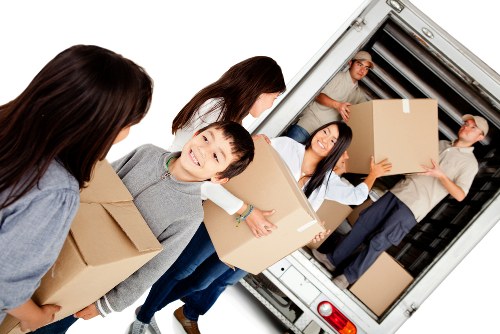 Residential customers using flexible storage for home moves and renovations
